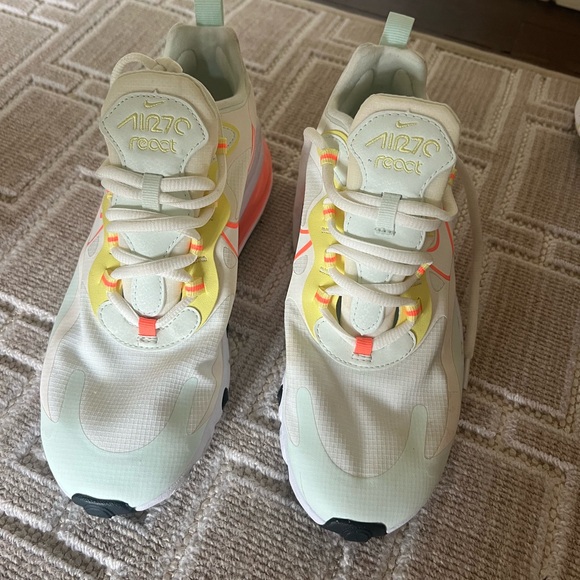 Nike women’s air max 270 react “pale ivory/summit white” - Picture 2 of 8